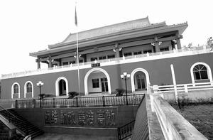 重慶一鎮政府辦公樓群酷似天安門城樓惹爭議(圖)